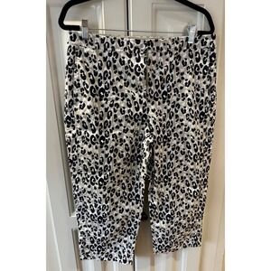 Chicos Animal Print Capri Pants Women Size‎ 1.5 Leopard Black Beige Mobwife